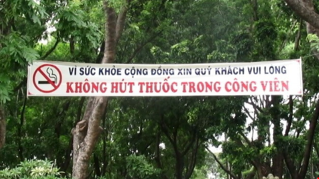 Không hút thuốc ở nơi công cộng