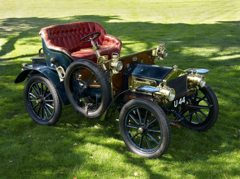 Xe Roll-Royce 10-HP 1904 có giá 7,25 triệu USD