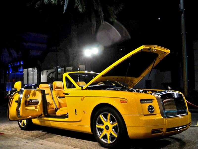 Xe Rolls Royce Drophead coupe Bijan Pakzad có giá 1 triệu USD