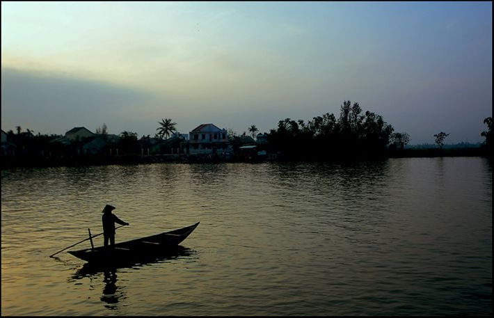 Lời hát trên sông Đà