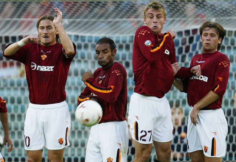 Emerson - Damiano Tommasi cùng thi đấu nổi bật trong màu áo của AS Roma