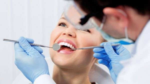 Khách hàng điều trị nha khoa tại Kay Dentist
