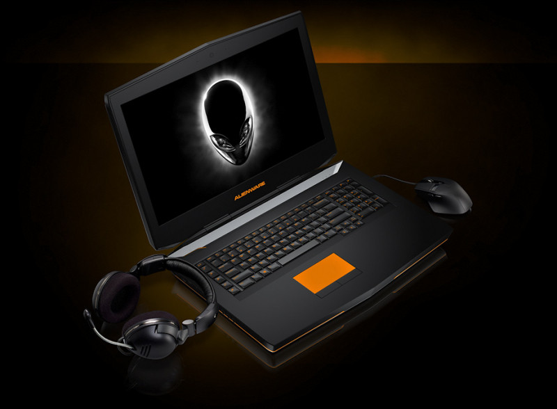 Alienware 18 – Giá 3.600 USD