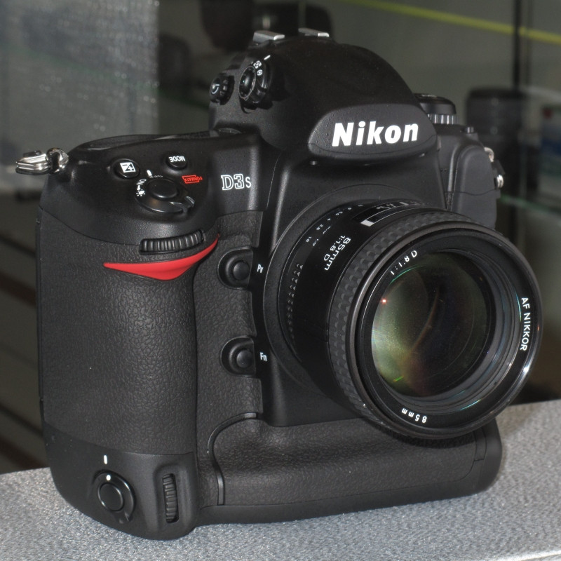 Nikon 3Dx - máy ảnh tốt nhất năm