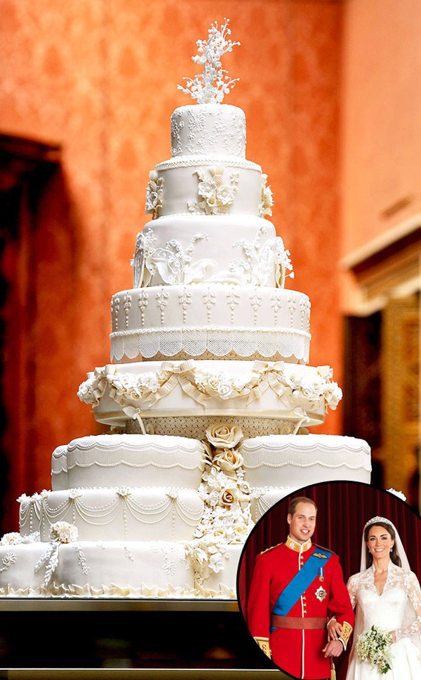 Lát bánh cưới của Hoàng tử William-Kate Middleton – Giá 4.150 USD