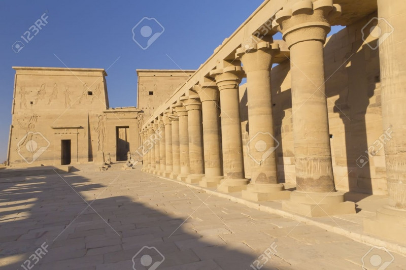 Ngôi đền Isis linh thiêng trước khi chìm dưới hồ Nasser.
