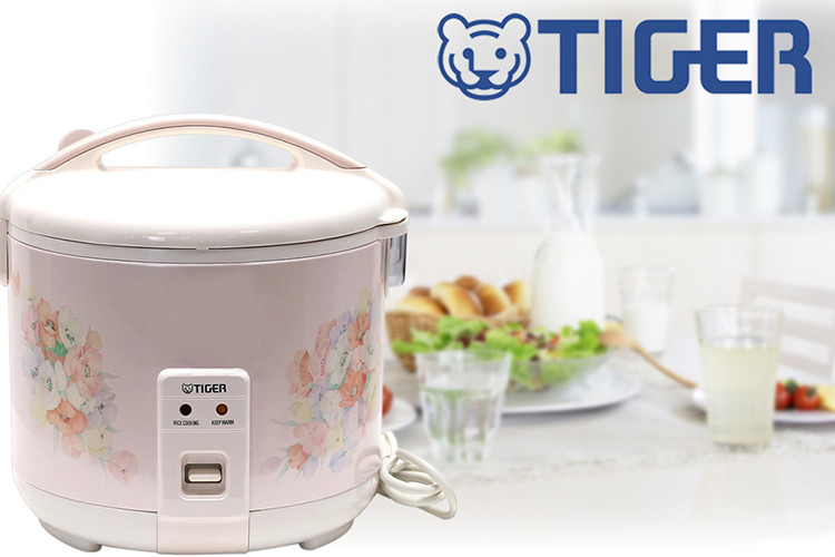 Nồi cơm điện Tiger JNP-1803 thiết kế 3 hướng gia nhiệt gồm trên nắp nồi, xung quanh thành nồi, và dưới đáy nồi giúp truyền nhiệt tốt