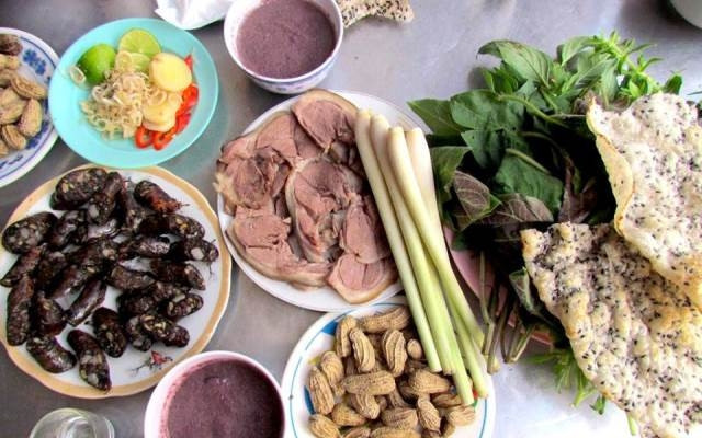 Quán thịt cầy Ngân Nga là một trong những quán ăn ngon nhất ở TP. Uông Bí, Quảng Ninh