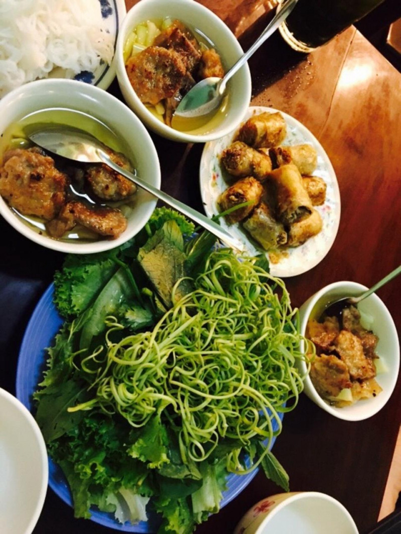 Quán ăn đã cố gắng làm các món ăn Hà Nội phù hợp hơn với khẩu vị người miền Nam.