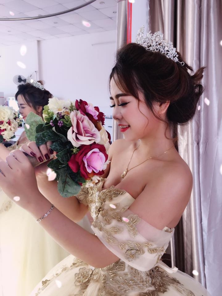 Pé Ốc (Pé Ốc Bridal)