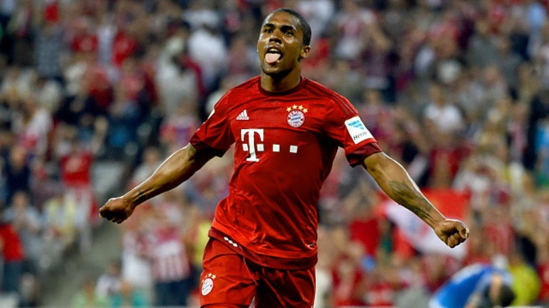 Douglas Costa thi đấu ngày càng hay