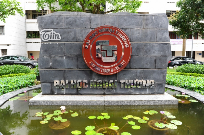 Trường đại học Ngoại Thương (viết tắt FTU) ﻿được thành lập Vào năm 1960