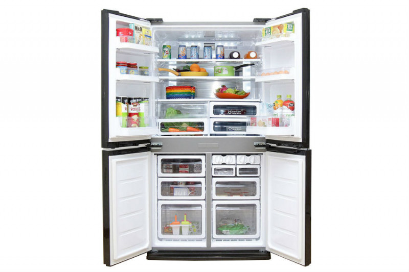 Tủ lạnh Sharp Inverter 678 lít SJ-FX680V-ST mang đến khả năng vận hành vô cùng mạnh mẽ, bền bỉ với thời gian,