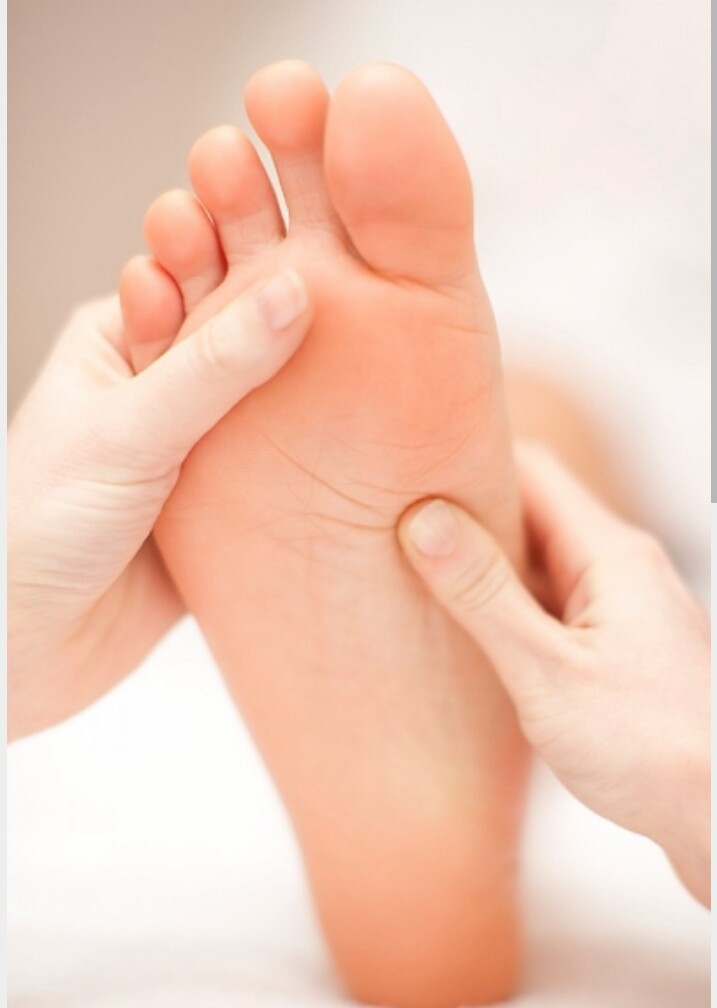 Massage lòng bàn chân giúp cải thiện sức khỏe