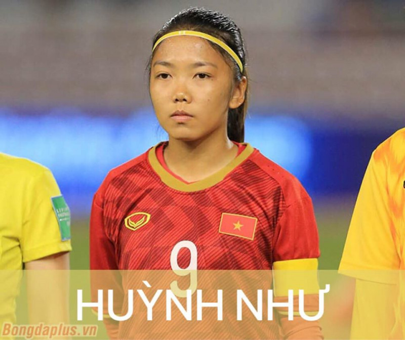 Nữ cầu thủ Huỳnh Như