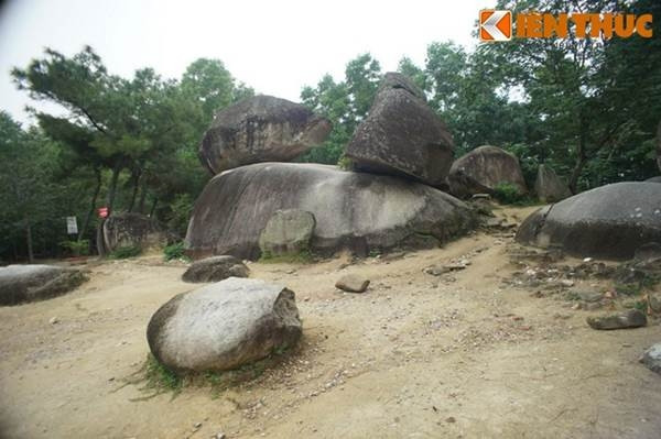 Đá Ông Bà Chồng