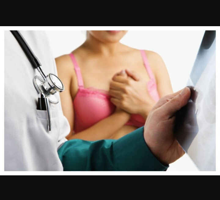 Phụ nữ cần kiểm tra ngay khi có dấu hiệu khác thường ở vùng ngực