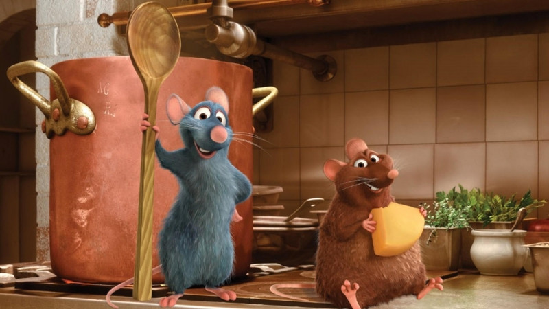 Còn có tên gọi đơn giản và dễ hiểu là “Chú chuột đầu bếp”, Ratatouille kể về chú chuột nhỏ luôn đam mê giấc mộng đầu bếp của mình.