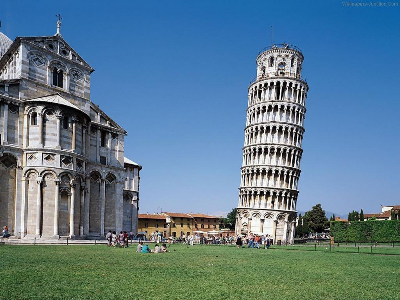 tháp Pisa