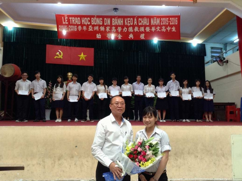 Lễ trao học bổng cho học sinh nghèo của công ty bánh kẹo Á Châu