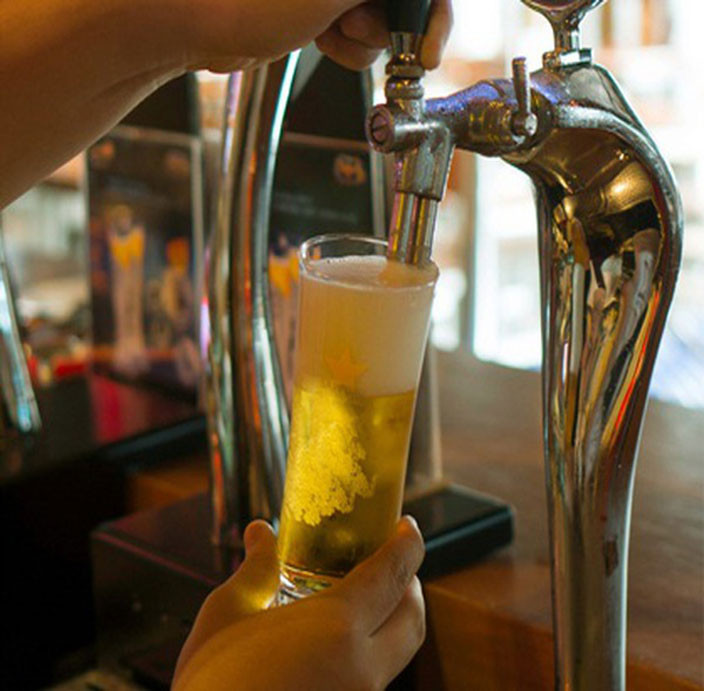 Bia tươi Sài Gòn Viễn Đông cung cấp tháp bia các loại cho nhà hàng, quán ăn.