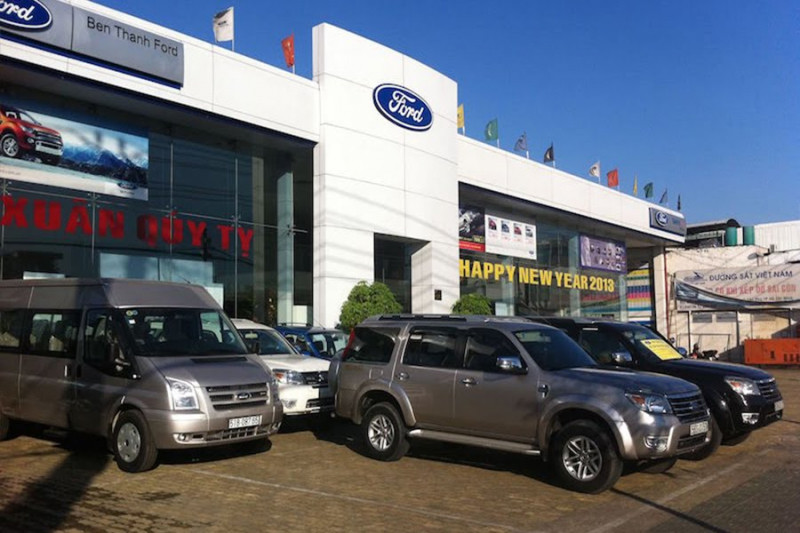 Showroom Bến Thành Ford