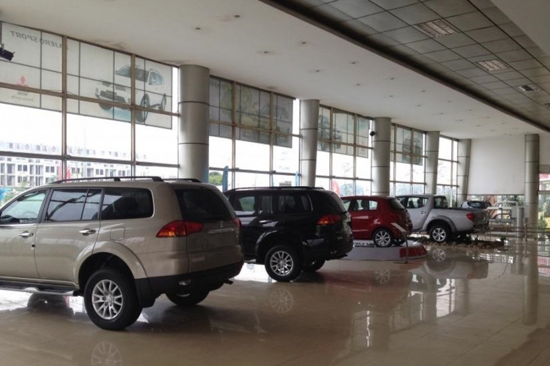 Khu vực trưng bày xe Mitsubishi