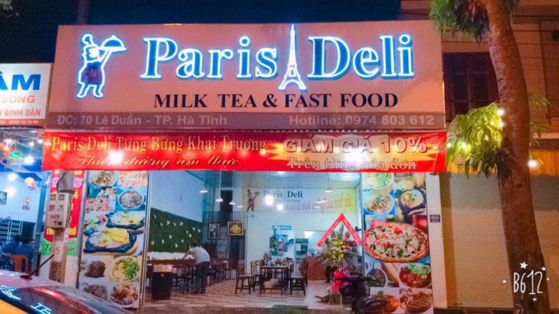 Paris Deli là nhà hàng mang phong cách ẩm thực Á- Âu với vô số món ăn vặt hấp dẫn.