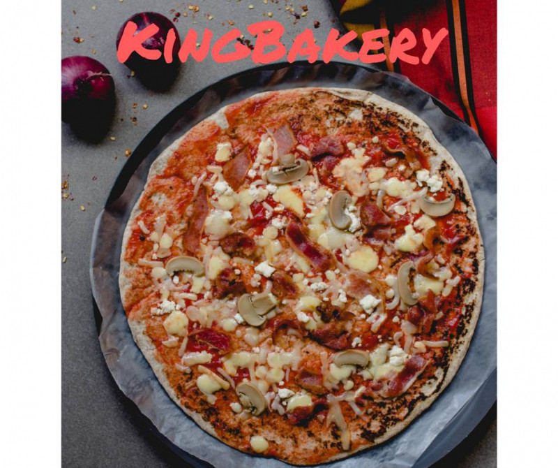 Pizza bò nấm tại King Bakery