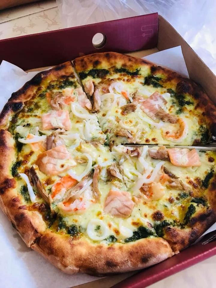 Pizza hải sản thơm phức