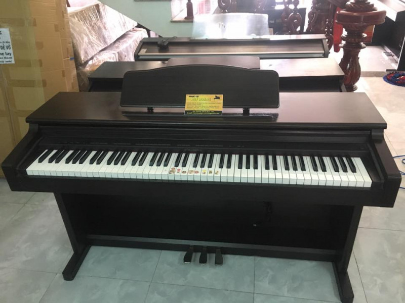 Không chỉ cung cấp những sản phẩm đàn piano mới, có thiết kế đẹp mà Âm nhạc Huy Hoàng còn bán đàn piano cũ với chất lượng đảm bảo cùng giá thành rẻ.