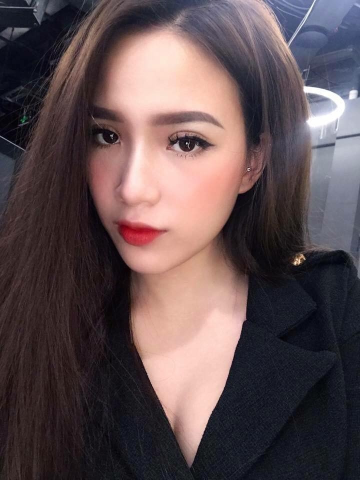 Nguyễn Yến nhấn mí (MINI Beauty Spa)