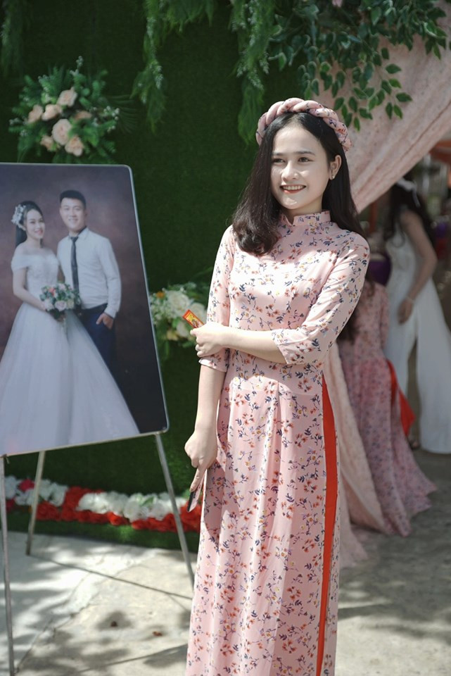 Mẫu áo dài tại Áo cưới Quang Hạnh