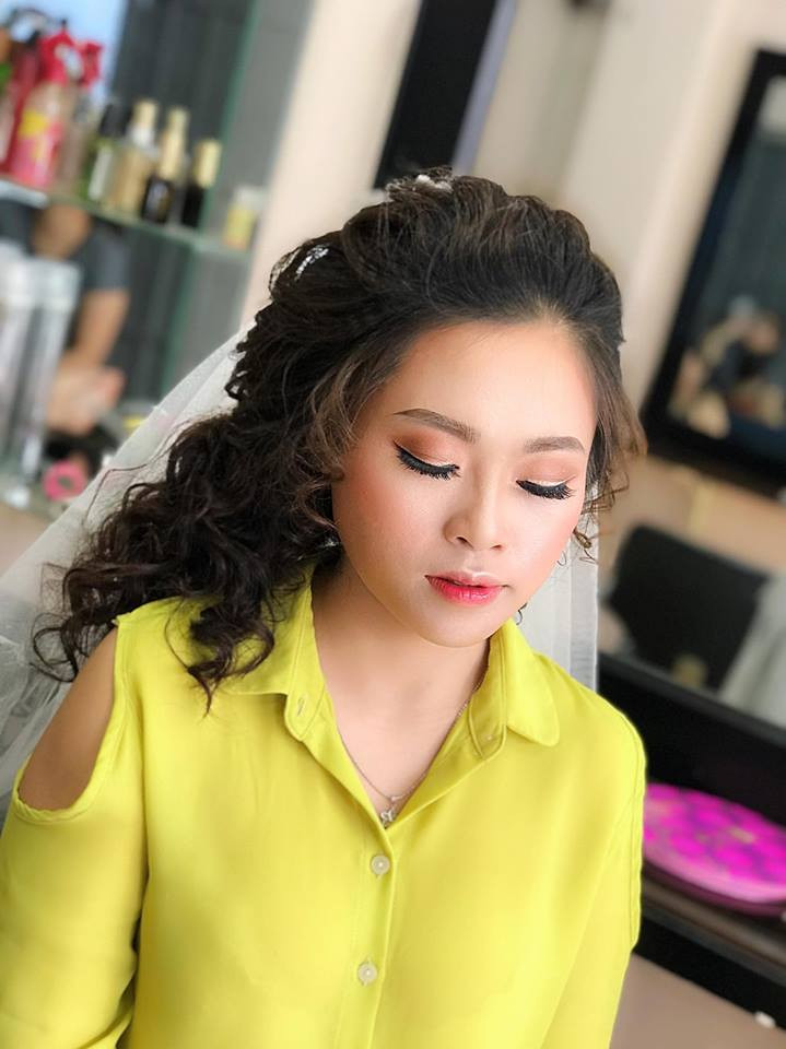 Kim Liên make up