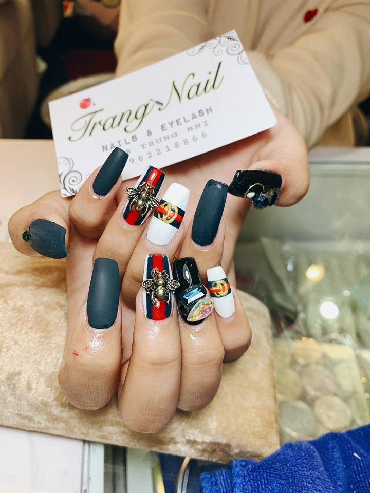 Trang Nail