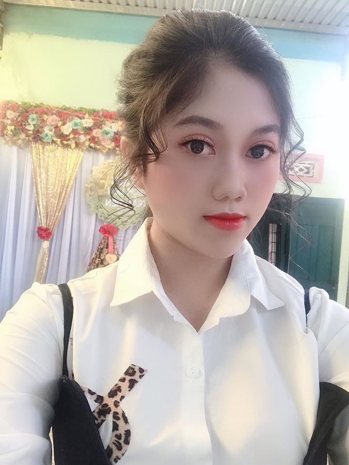 Make up nhẹ nhàng