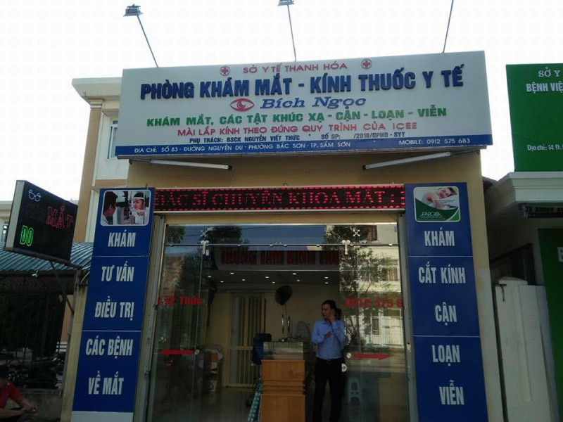 Kính thuốc Bích Ngọc