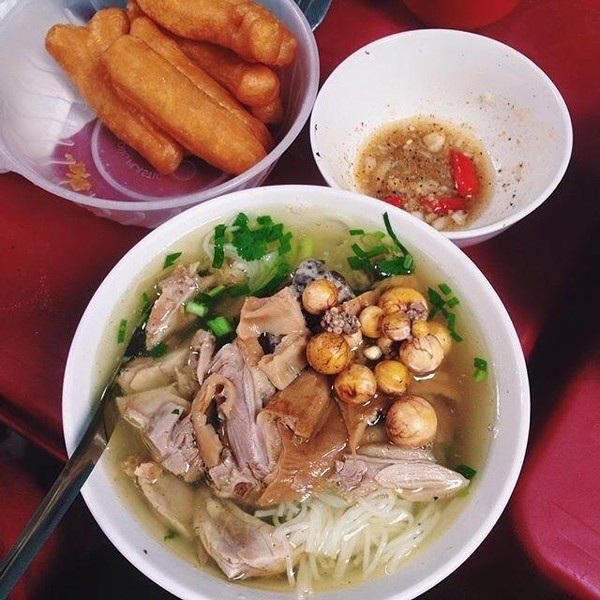 Bún ngan Vân Béo