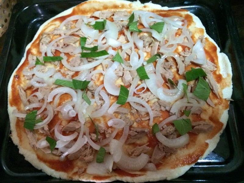 Pizza đã chín và được bày đĩa