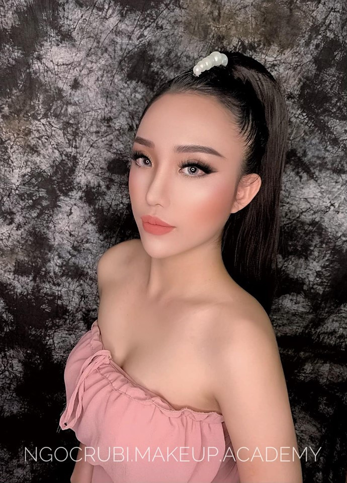 Make up Ngọc RuBi