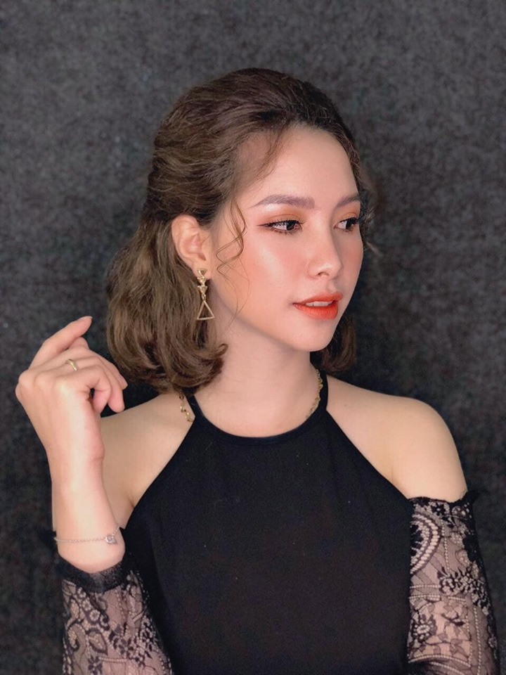 Tiny Trần makeup