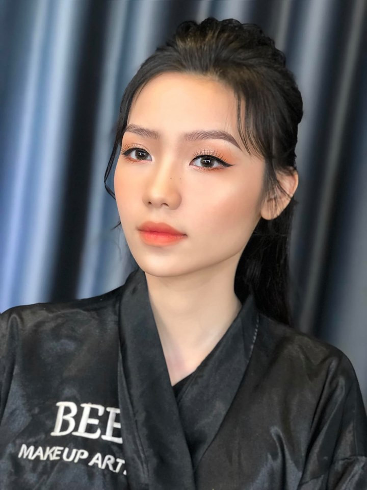 Bee Makeup Academy