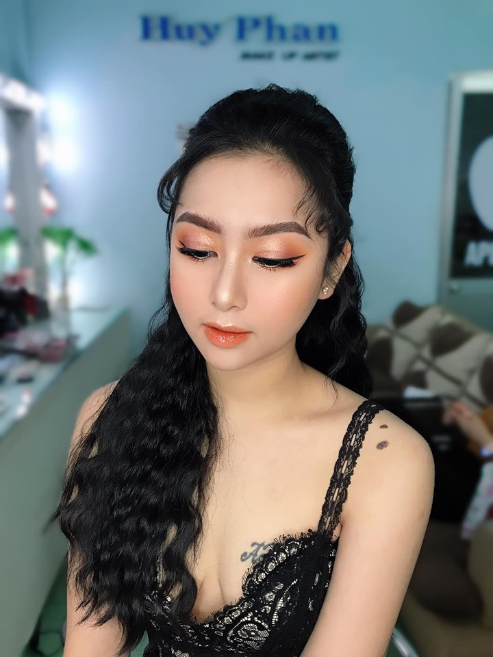 Huy Phan make up