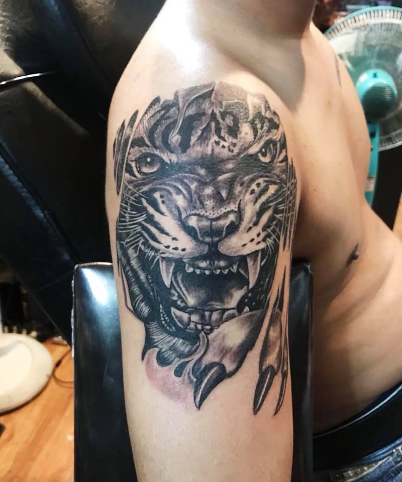 Anh Hoang Tattoo