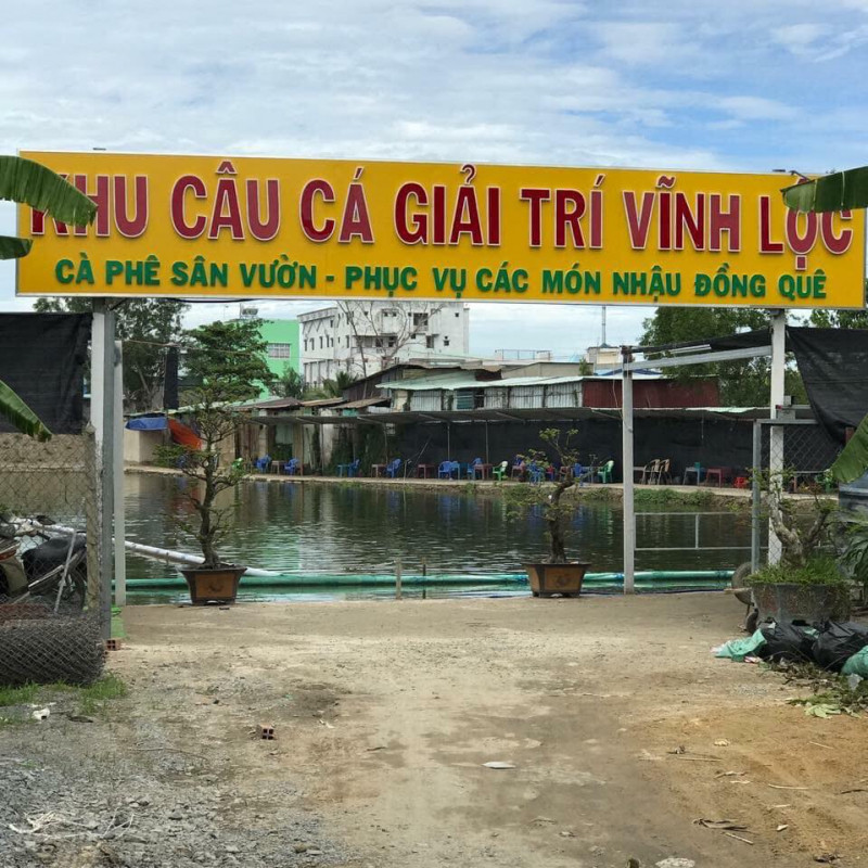 Hồ câu cá giải trí Vĩnh Lộc