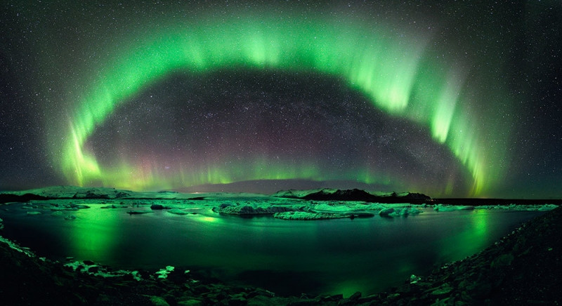 Hiện tượng cực quang tuyệt đẹp tại Iceland