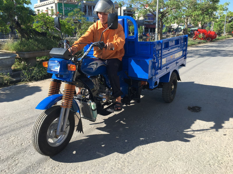 Vận chuyển trực tuyến sở hữu những người vận chuyển đã có nhiêu năm kinh nghiệm, đã hiểu rõ văn hóa Sài Gòn, cùng với đội xe đông đảo phân bố trên khắp các quận nội hoặc ngoại thành