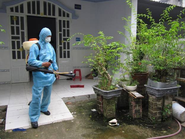 Vietnam Pest Control được đầu tư đầy đủ các , thiết bị, công cụ chuyên dụng và hiện đại, đảm bảo cho việc phun thuốc muỗi đúng theo liều lượng, thời gian