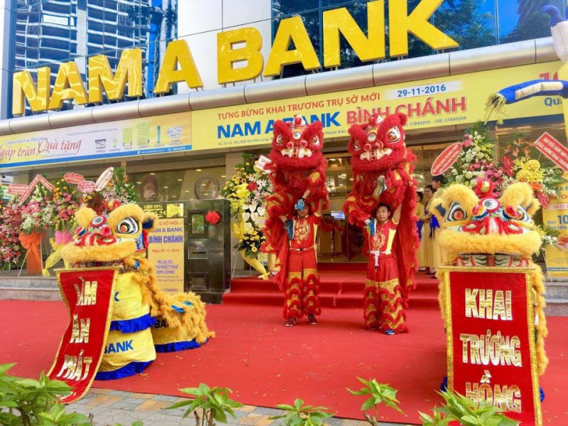Biểu diễn khai trương Nam Á Bank