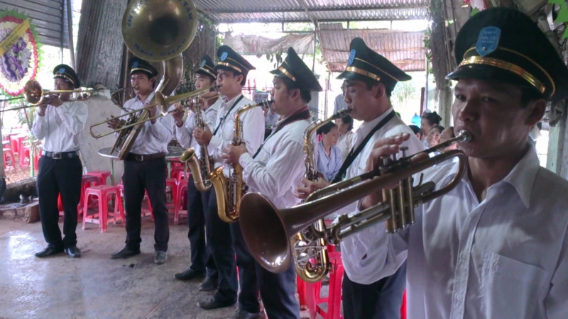 Minh Châu với đội phục vụ tang lễ chuyên nghiệp cùng với dịch vụ tang lễ trọn gói báo giá rẻ nhất hiện nay sẽ lo cho gia quyến có được một đám tang uy nghiêm, với đầy đủ các lễ nghi